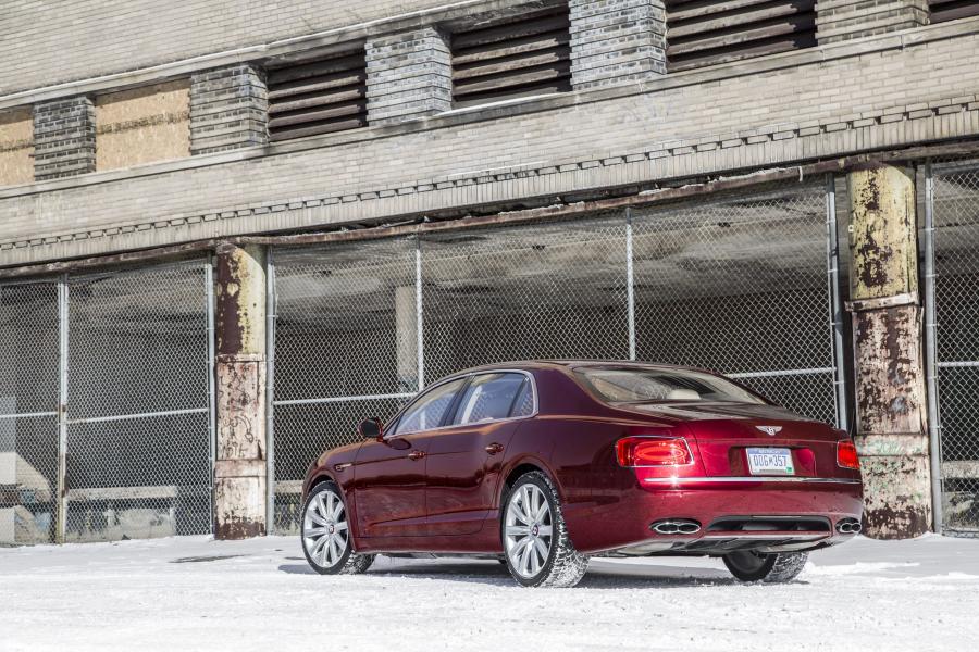  Bentley Flying Spur V8 2014 года  (NA) (фото 2 из 5)